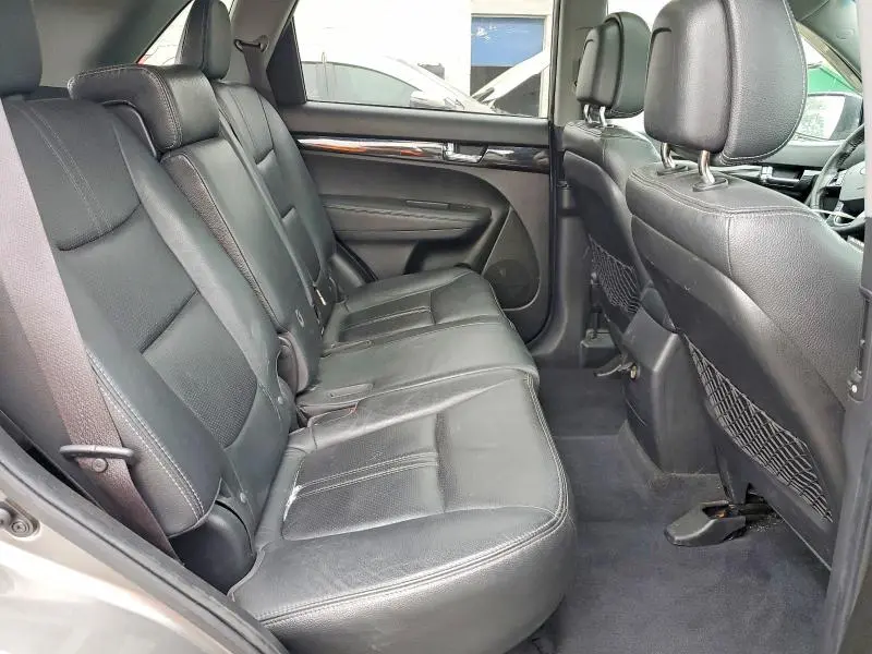 2011 KIA SORENTO EX  