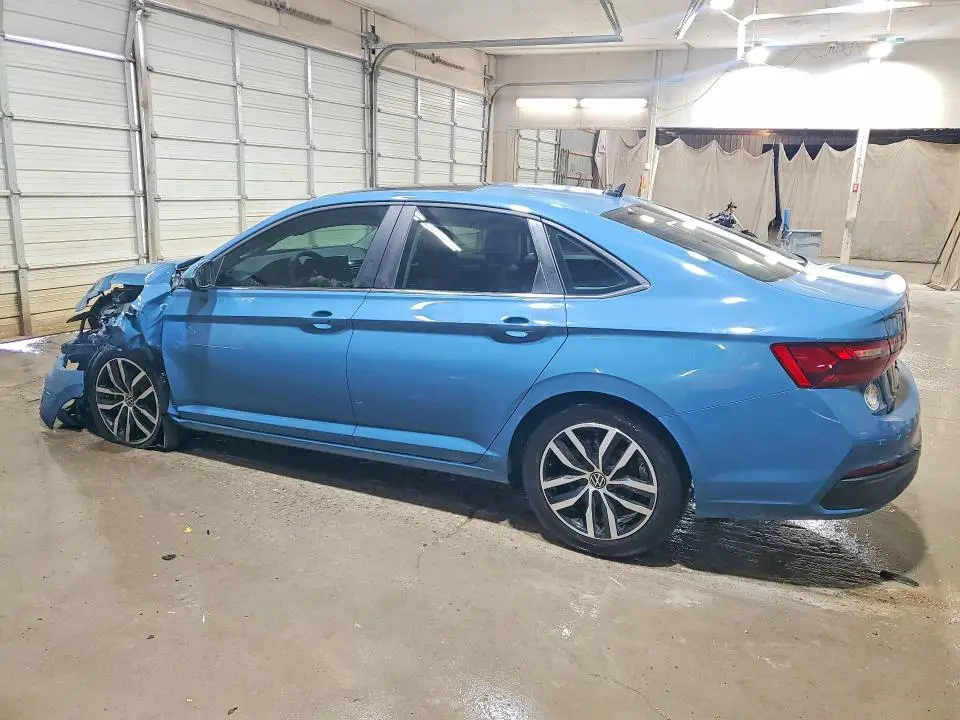 2025 VOLKSWAGEN JETTA SE  