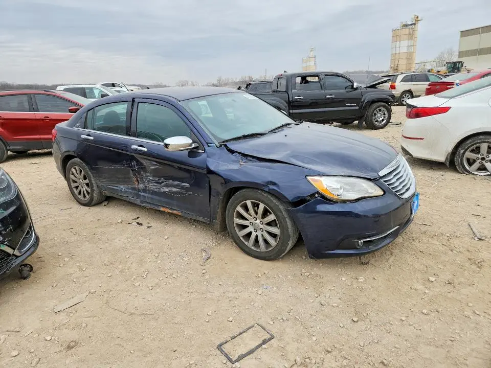 2013 CHRYSLER 200 LIMITED  