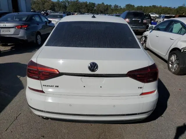 2018 VOLKSWAGEN PASSAT SE  