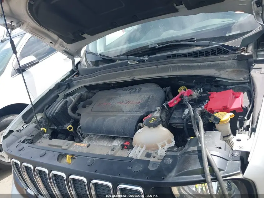 2020 JEEP RENEGADE LATITUDE 4X4
