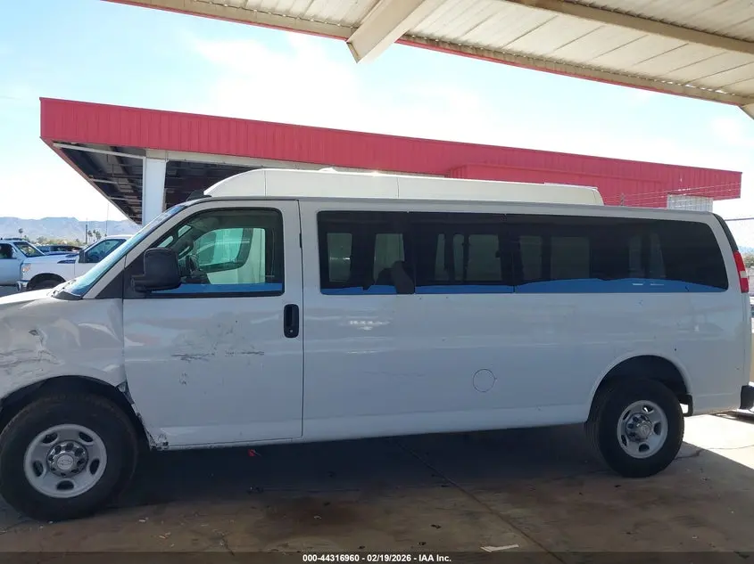 2017 CHEVROLET EXPRESS 3500 LT