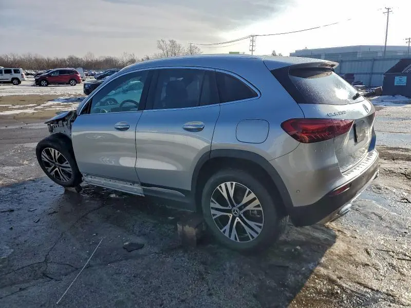 2025 MERCEDES-BENZ GLA 250 4MATIC  