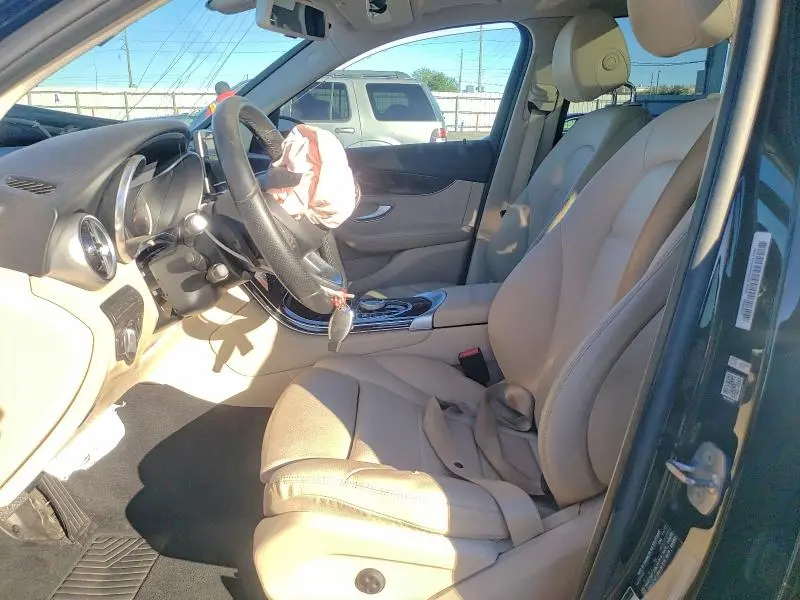 2018 MERCEDES-BENZ GLC 300  