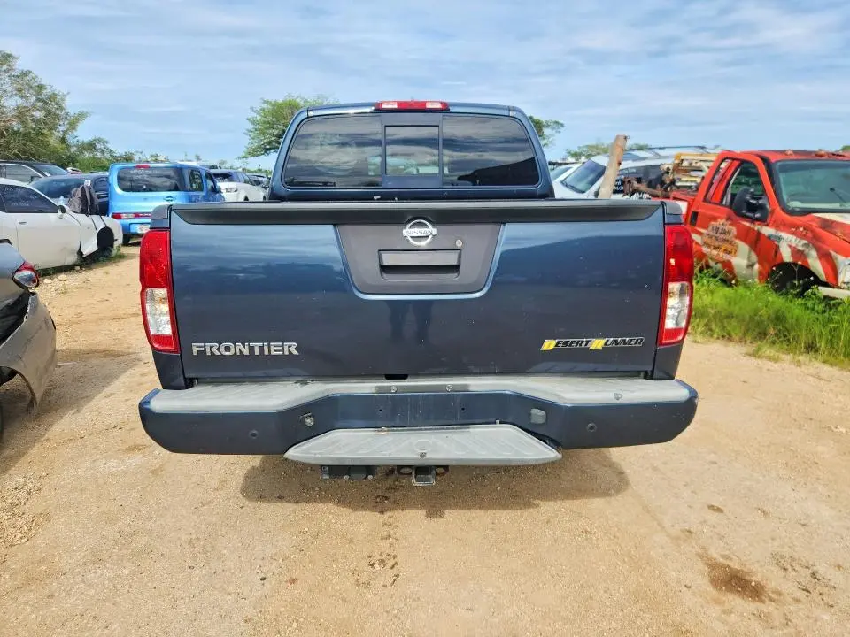 2017 NISSAN FRONTIER S  