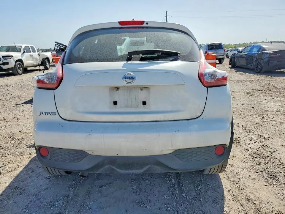 2015 NISSAN JUKE S  
