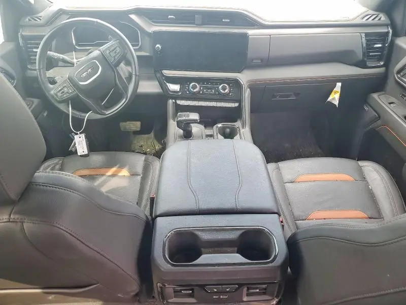 2024 GMC SIERRA K1500 AT4  