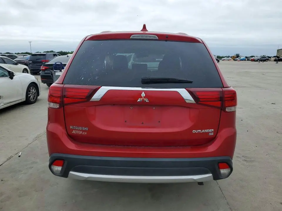 2018 MITSUBISHI OUTLANDER SE  
