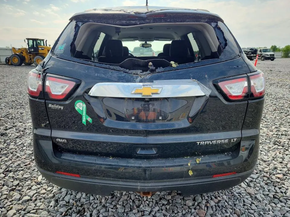 2014 CHEVROLET TRAVERSE LT  