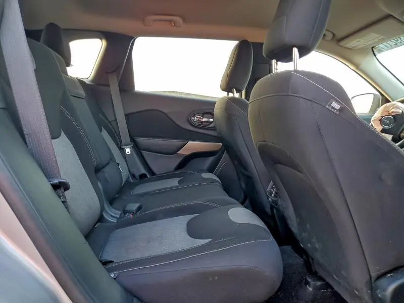 2017 JEEP CHEROKEE SPORT  