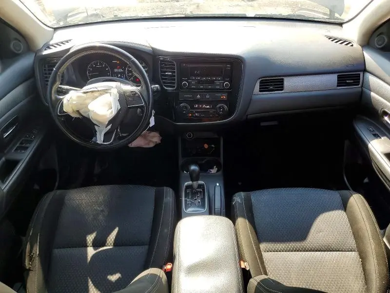 2016 MITSUBISHI OUTLANDER SE  