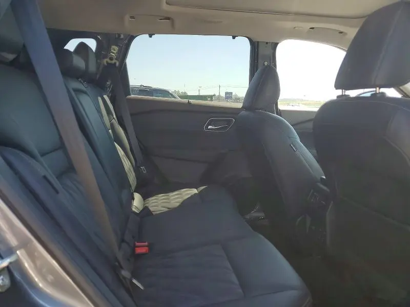 2022 NISSAN ROGUE PLATINUM  