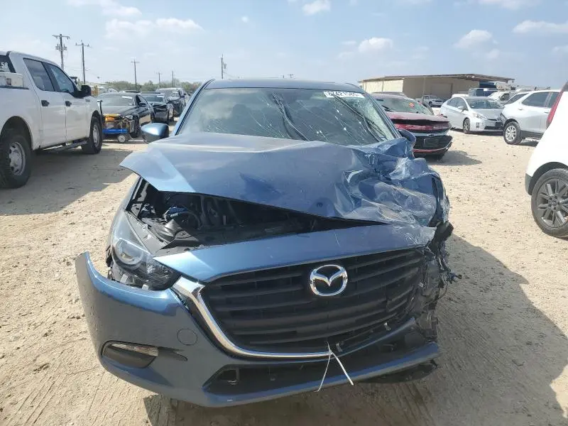 2018 MAZDA 3 TOURING  