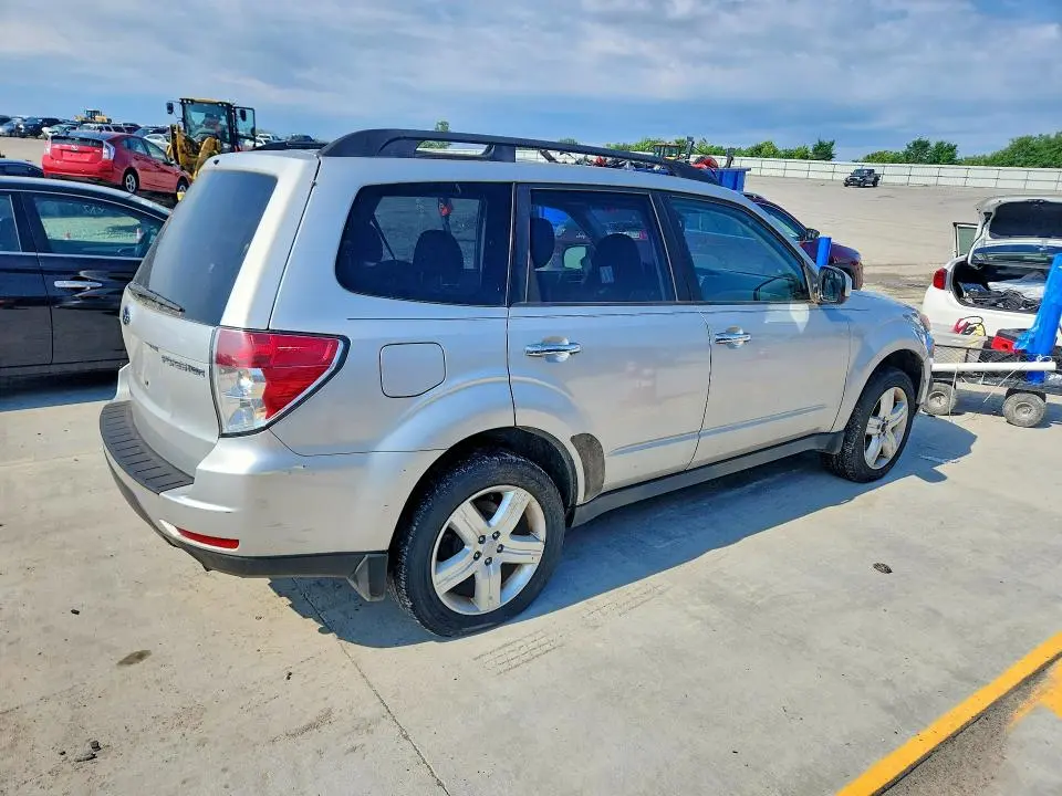 2010 SUBARU FORESTER 2.5X PREMIUM  
