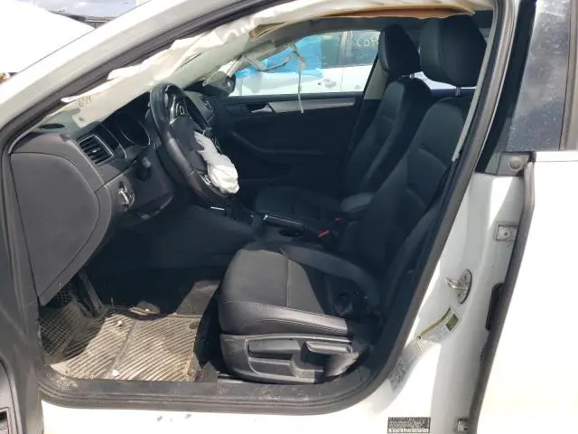 2017 VOLKSWAGEN JETTA SE  