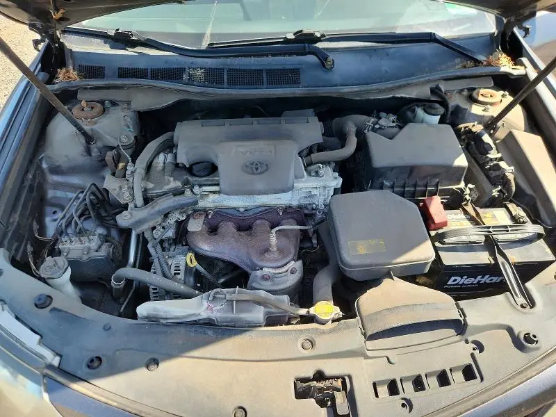 2012 TOYOTA CAMRY SE  