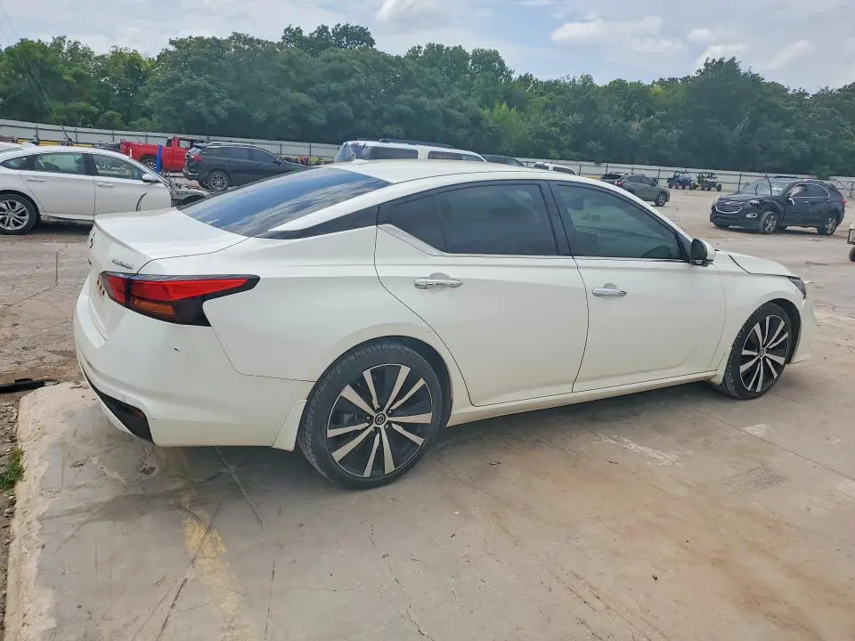2019 NISSAN ALTIMA PLATINUM  