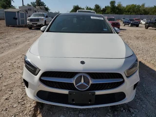 2019 MERCEDES-BENZ A 220  