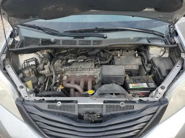2011 TOYOTA SIENNA BASE  