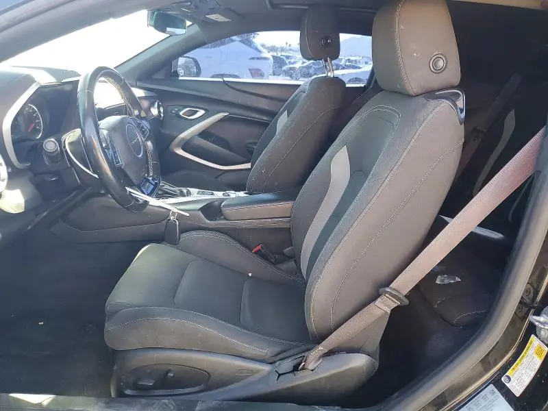 2017 CHEVROLET CAMARO LT  