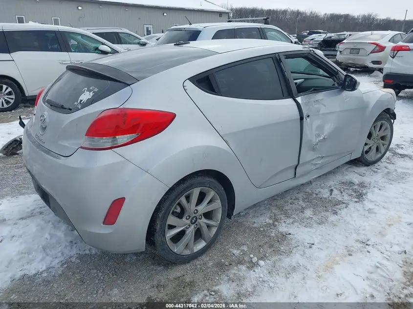2016 HYUNDAI VELOSTER  