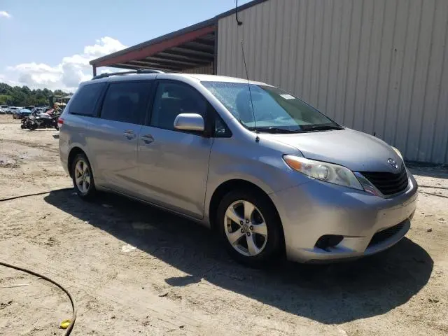 2012 TOYOTA SIENNA LE  