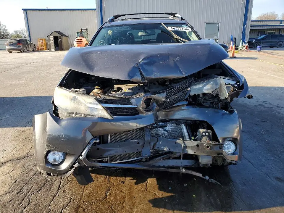 2013 TOYOTA RAV4 XLE  