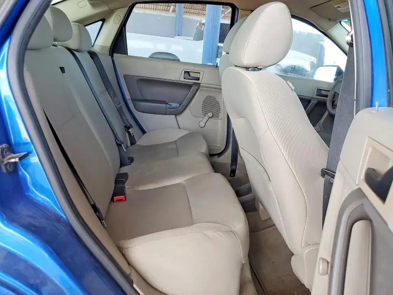 2011 FORD FOCUS S  