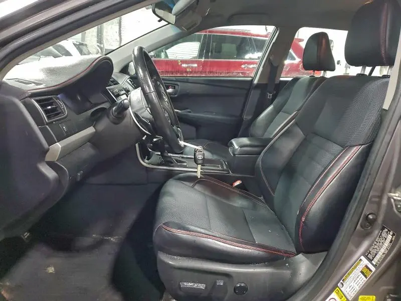 2017 TOYOTA CAMRY LE  