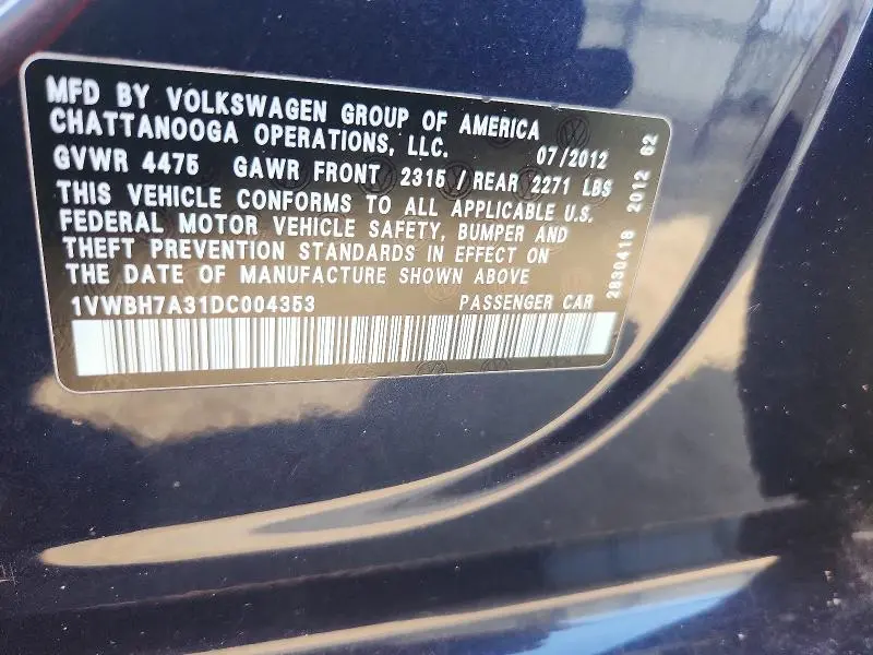 2013 VOLKSWAGEN PASSAT SE  