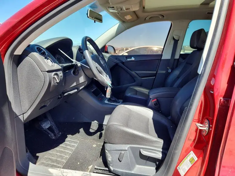 2014 VOLKSWAGEN TIGUAN S  