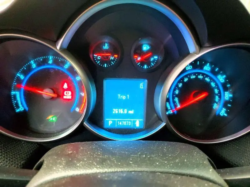 2011 CHEVROLET CRUZE LT  