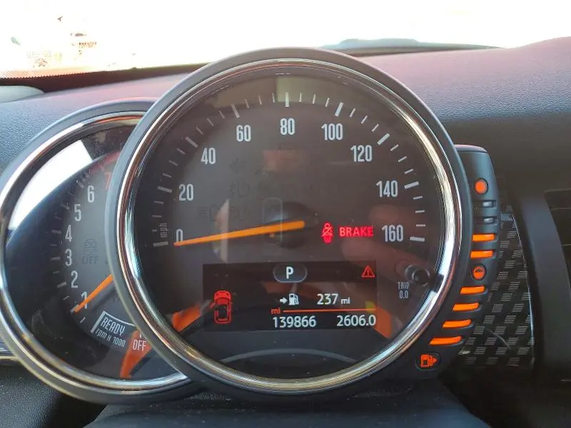 2015 MINI COOPER S  