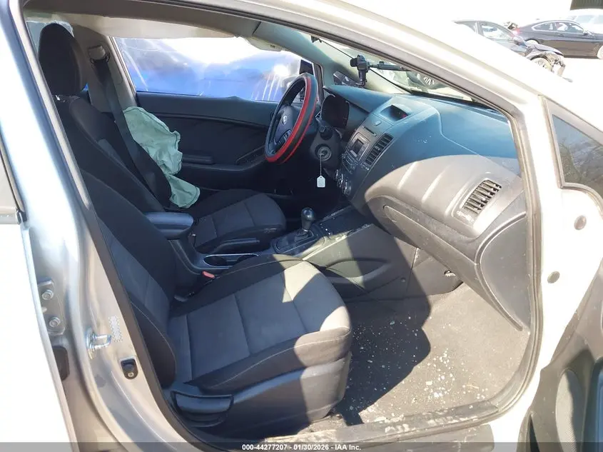 2016 KIA FORTE LX