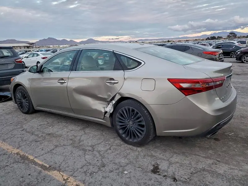 2016 TOYOTA AVALON XLE  