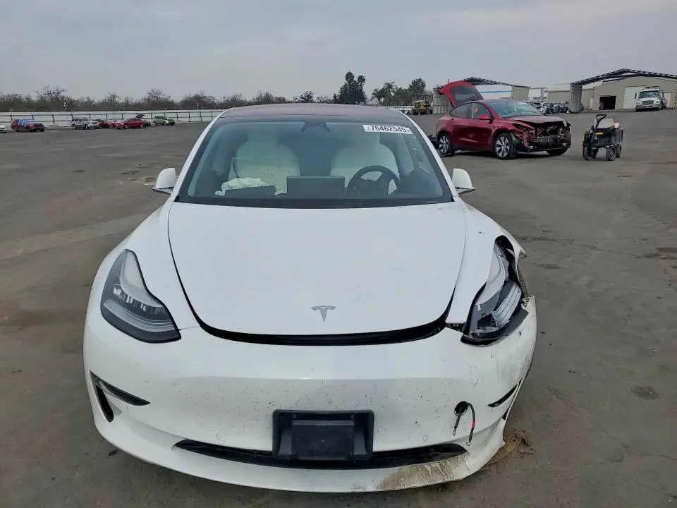 2018 TESLA MODEL 3   