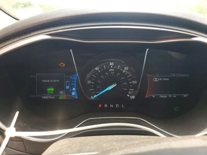 2017 FORD FUSION TITANIUM HEV  