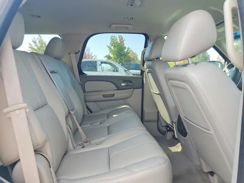 2011 CHEVROLET TAHOE K1500 LT  