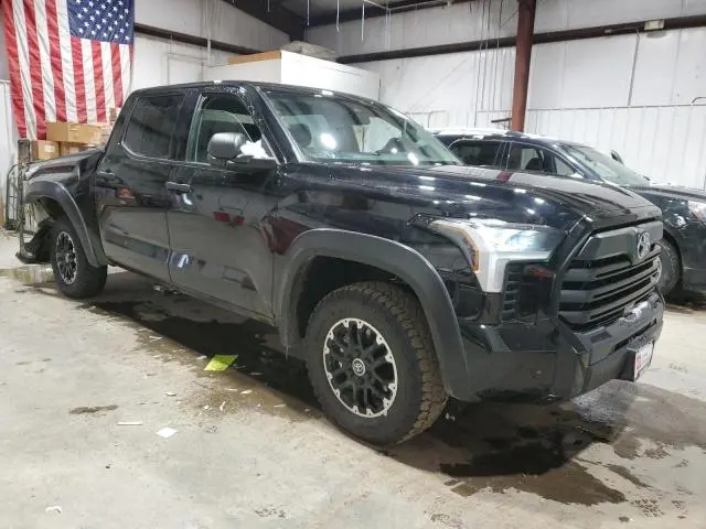 2024 TOYOTA TUNDRA CREWMAX SR  