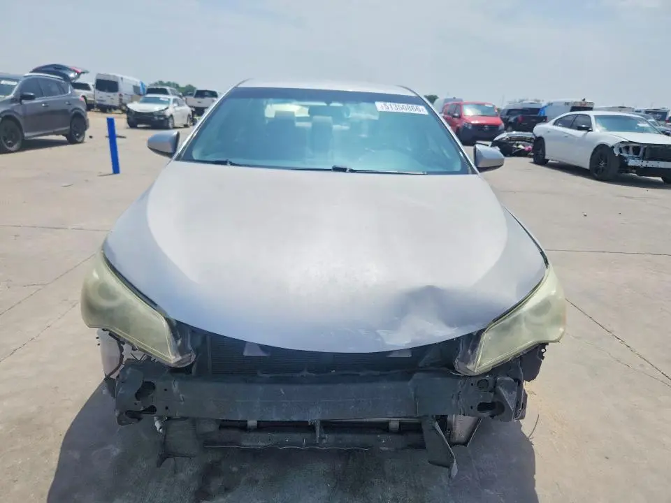 2016 TOYOTA CAMRY LE  