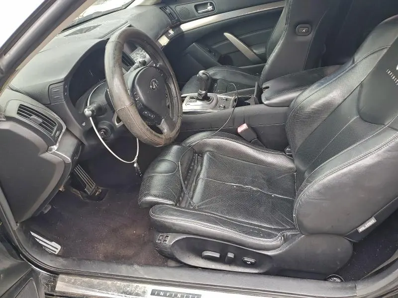 2010 INFINITI G37 BASE  