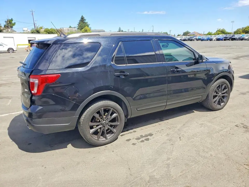 2018 FORD EXPLORER XLT  