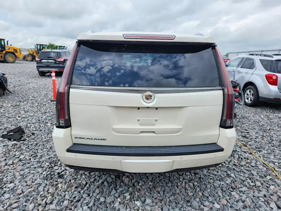 2015 CADILLAC ESCALADE ESV LUXURY  