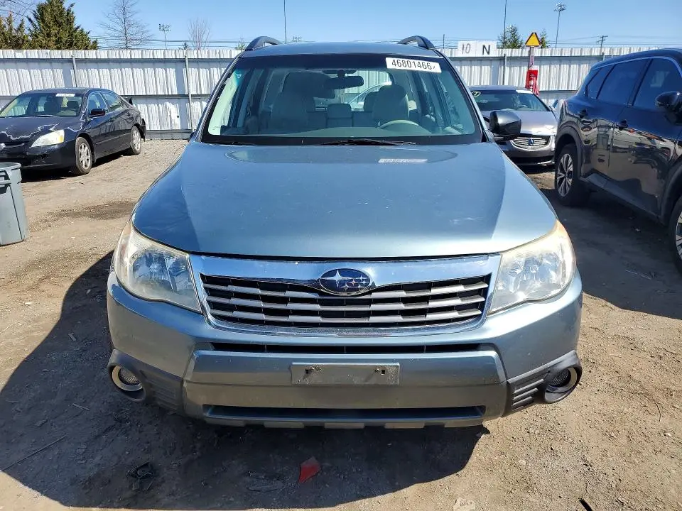 2010 SUBARU FORESTER XS  