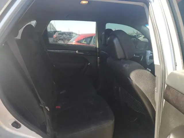 2014 KIA SORENTO LX  