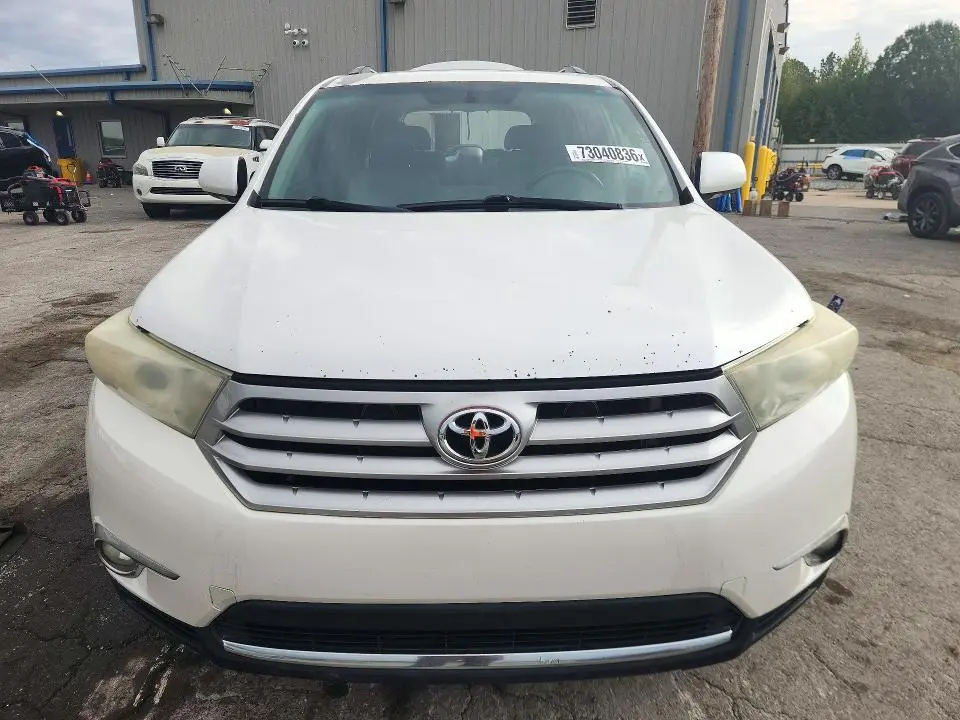 2011 TOYOTA HIGHLANDER LIMITED  