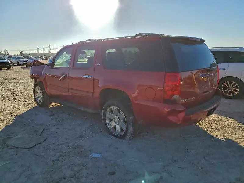 2013 GMC YUKON XL C1500 SLT  