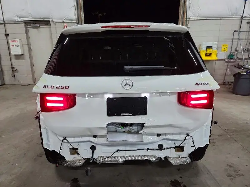 2026 MERCEDES-BENZ GLB 250 4MATIC  