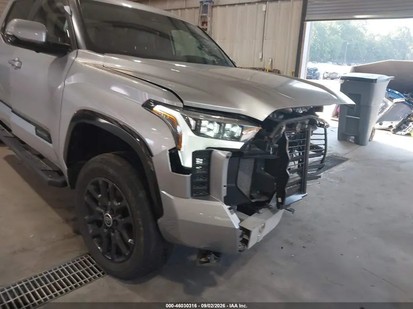 2024 TOYOTA TUNDRA PLATINUM