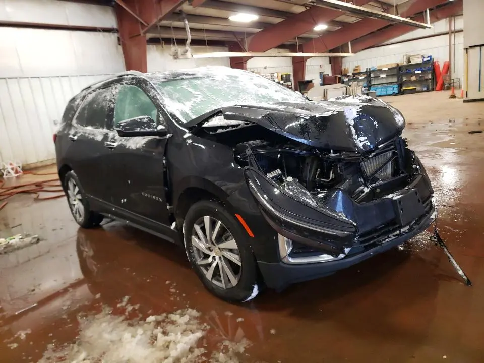 2022 CHEVROLET EQUINOX PREMIER  